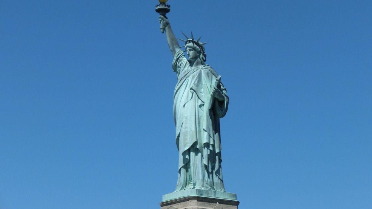 statue-of-liberty-516085_1920