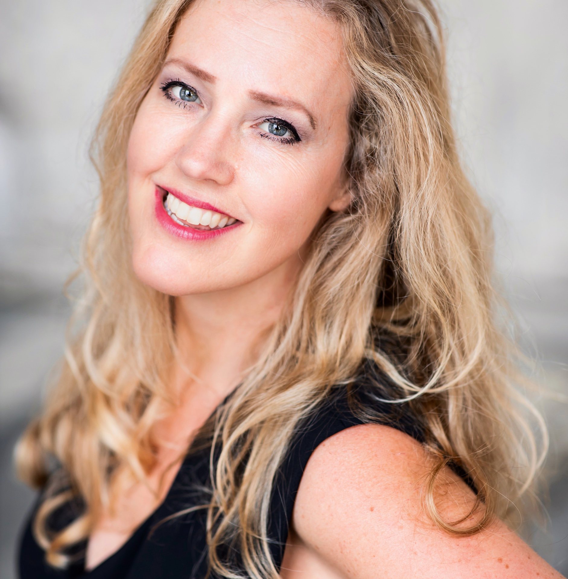 Ilse Huizinga – jazz singer – photo by Petra van Vliet